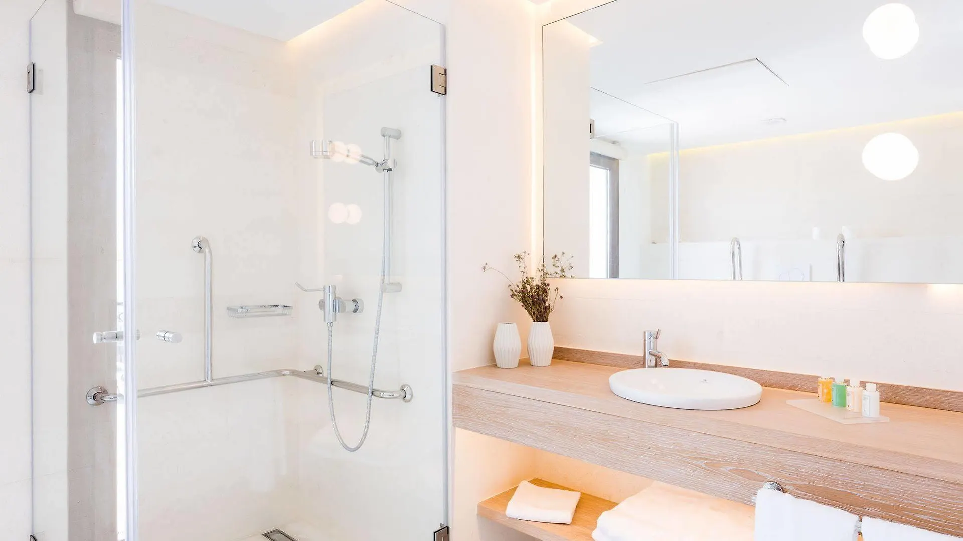Gatzara Suites Santa Gertrudis Santa Gertrudis  Hotel